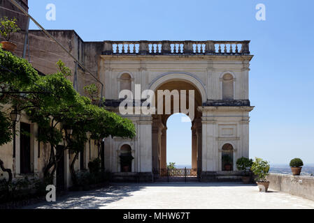 View on the first terrace or Vialone of the spectacular Gran Loggia which takes the form of an triumphal arch. Villa D Este. Tivoli. Italy. Stock Photo