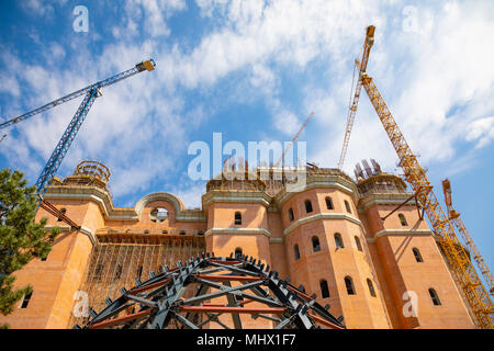 Building a new Roman Orthodox cathedral in Bucharest Stock Photo