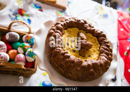 Romanian traditional sweat course for easter, Pasca with cheese , Sesame  seeds and Turkish delight, isolated on white background, top view Stock  Photo - Alamy