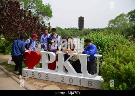 Beijin, Beijin, China. 4th May, 2018. Beijing, CHINA-Students and teachers celebrate the 120th anniversary of Peking University in Beijing. Credit: SIPA Asia/ZUMA Wire/Alamy Live News Stock Photo