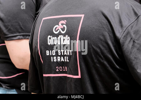 Jerusalem, Israel. 4th May, 2018. The 101st edition of Giro d'Italia, the Corsa Rosa, begins today in Jerusalem, history being made with the first ever Grand Tour start outside of Europe. Competing riders set out for the 9.7Km Jerusalem Individual Time Trial Stage 1. Stock Photo