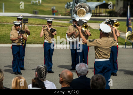 The 1st Marine Division Band performs during a Silver Star presentation ceremony at Marine Corps Base Camp Pendleton, Calif., April 24, 2018. The Silver Star was presented posthumously to Sauer for his actions while serving with 1st Battalion, 9th Marines in the Republic of Vietnam on April 24, 1967. (U.S. Marine Corps Photo by Lance Cpl. Ryan Kierkegaard) Stock Photo