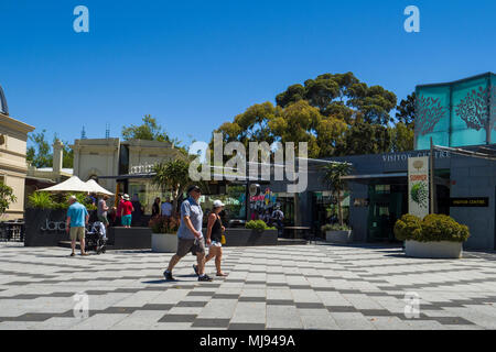 Exterior of the Royal Botanic Gardens Victoria visitor centre at the Observatory gate entrance, Melbourne, Victoria, Australia Stock Photo