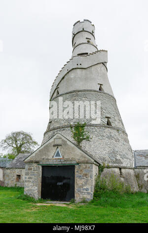 Wonderful Barn is corkscrew shaped tower based on the design of an Indian rice store build on the edge of Castletown House Estate, Leixlip, Ireland Stock Photo