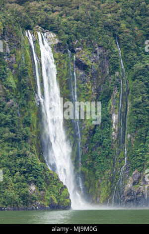 Milford sound New Zealand Milford sound stirling falls waterfall fiordland national park new zealand South Island nz fjordland national park nz Stock Photo