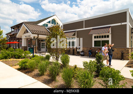 Valley Forge, PA, USA – June 20, 2016: The new rest area and travel plaza on the Pennsylvania Turnpike. Stock Photo