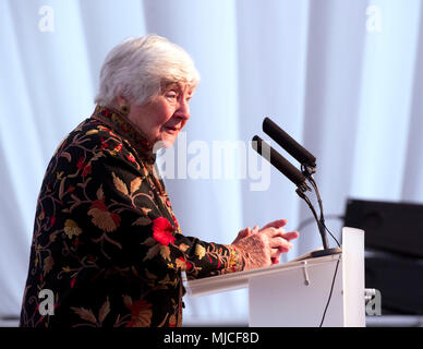 Shirley Williams, the politician who was labour, SDP and then libdem,talks at Oxford Arts festival Stock Photo