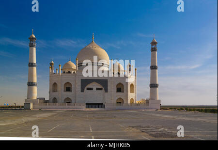 Exterior view to Friendly Fatima Zahra mosque aka copy of Taj Mahal in Kuwait Stock Photo