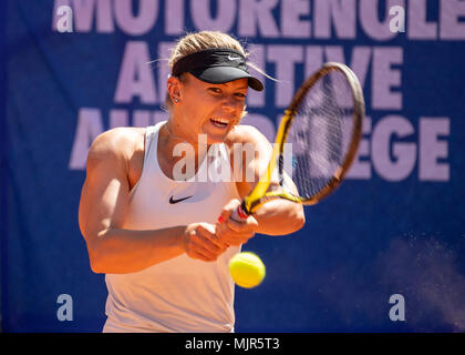 Karlsruhe, Deutschland. 06th May, 2018. Dalma Galfi (HUN/TCR). GES/Tennis/Bundesliga: TEC Waldau Stuttgart, 06.05.2018 | usage worldwide Credit: dpa/Alamy Live News Stock Photo