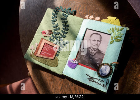 18 April 2018, Germany, Herrlingen: A selfmade booklet about Rommel from China. The former Field Marshal in the Wehrmacht Rommel spent his last years in Herrlingen, where he committed suicide. Photo: Stefan Puchner/dpa Stock Photo