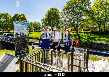 The Saltway, Droitwich, UK, 6th May 2018.  and a new sculpture by artist Katy Bienart arrives by canal barge. The sculpture represents the towns history as a salt production centre and the public where invited to fill the glass walls with salt from around the world. Credit: David Broadbent/Alamy Live News Stock Photo