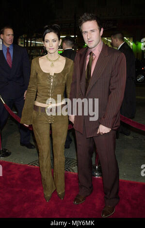 David Arquette and Courtney Cox Arquette attend 3000 Miles to Graceland premiere at the Chinese Theatre in Los Angeles. Feb. 20, 2001             -            ArquetteDavidCoxCourteney07.JPG           -              ArquetteDavidCoxCourteney07.JPGArquetteDavidCoxCourteney07  Event in Hollywood Life - California,  Red Carpet Event, Vertical, USA, Film Industry, Celebrities,  Photography, Bestof, Arts Culture and Entertainment, Topix Celebrities fashion /  from the Red Carpet-, Vertical, Best of, Hollywood Life, Event in Hollywood Life - California,  Red Carpet , USA, Film Industry, Celebrities, Stock Photo