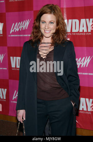 Elisa Donovan arriving at the 