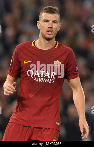 Rome, Italy. 02nd May, 2018. Edin Dzeko during the UEFA Champions League semifinal match between AS Roma and FC Liverpool at the Olympic stadium on may 02, 2018 in Rome, Italy. Credit: Silvia Loré/Pacific Press/Alamy Live News Stock Photo
