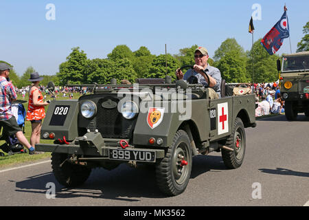 Minerva-built Land Rover (1952). Chestnut Sunday, 6th May 2018. Bushy Park, Hampton Court, London Borough of Richmond upon Thames, England, Great Britain, United Kingdom, UK, Europe. Vintage and classic vehicle parade and displays with fairground attractions and military reenactments. Credit: Ian Bottle/Alamy Live News Stock Photo