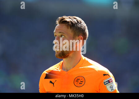 Cardiff, UK. 6th May, 2018. Chris Gunter of Reading looks on.EFL Skybet Championship match, Cardiff City v Reading at the Cardiff City Stadium on Sunday 6th May 2018.  this image may only be used for Editorial purposes. Editorial use only, license required for commercial use. No use in betting, games or a single club/league/player publications. pic by  Andrew Orchard/Andrew Orchard sports photography/Alamy Live news Stock Photo