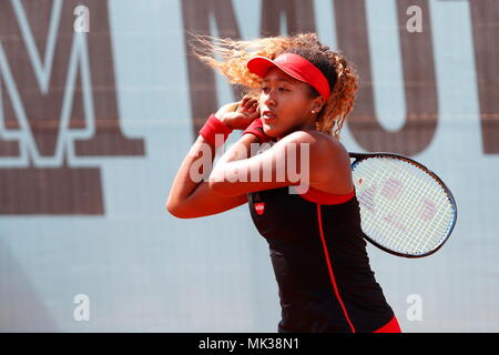 Madrid, Spain, May 6, 2018. 6th May, 2018. Naomi Osaka (JPN) Tennis : Naomi Osaka of Japan during singls 1st round match against Shuai Zhang of China on the WTA Tour Mutua Madrid Open tennis tournament at the Caja Magica in Madrid, Spain, May 6, 2018 . Credit: Mutsu Kawamori/AFLO/Alamy Live News Stock Photo