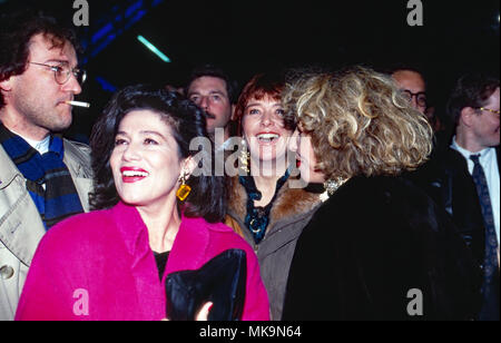 Hannelore Elsner, Jutta Speidel und Michaela May bei der Eröffnung des ...