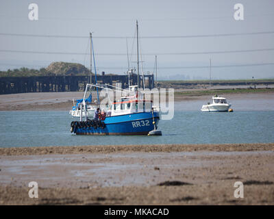 Queenborough, Kent, UK. 7th May, 2018. UK Weather: a hot sunny afternoon in Queenborough, Kent. Credit: James Bell/Alamy Live News Stock Photo