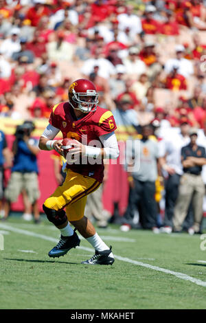 Los Angeles, California, USA. 14th Sep, 2013. USC Trojans quarterback Cody Kessler #6 drops back to throw a pass during the NCAA Football game between the USC Trojans and the Boston College Eagles at the Coliseum in Los Angeles, California.Charles Baus/CSM/Alamy Live News Stock Photo