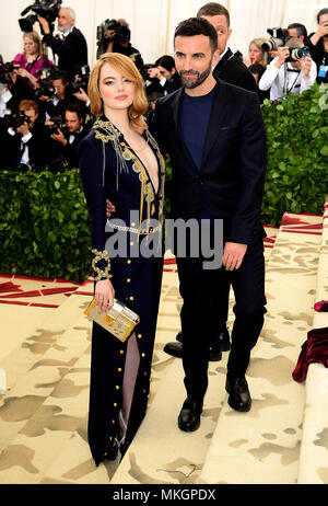 Emma Stone, Nicolas Ghesquière, wearing Louis Vuitton at The Mark Hotel :  2019 Met Gala Departures / id 