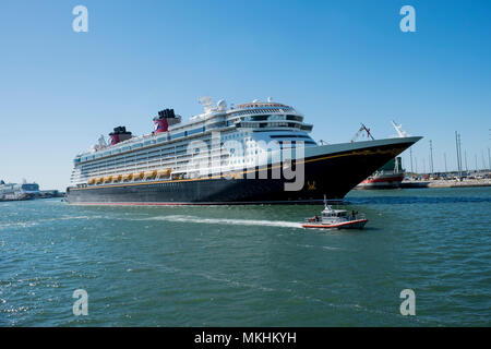 Cruise ship, The Disney Princess leaving port Cape Canaveral, Florida ...