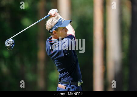 Luke Donald drive at the 8th Tee during the Final round of the 2014 European Tour of the BMW PGA Championship at Wentworth Golf Club, Virginia Water, Surrey, England. 25 May 2014 --- Image by © Paul Cunningham Stock Photo