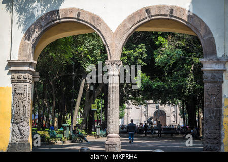 Arcos del Jardín del Centenario - Arches of the Centennial Garden ...