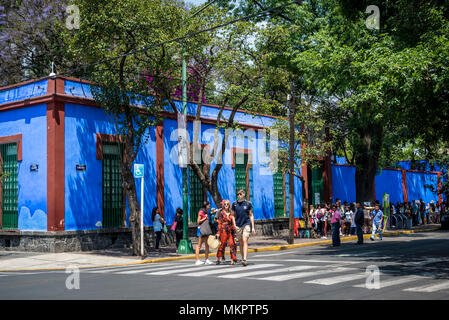 Frida Kahlo Museum, Coyoacan, Mexico City, Mexico Stock Photo