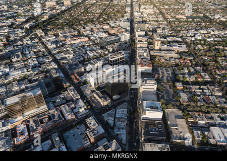 Aerial view of Beverly Hills with Wilshire Blvd in the foreground and ...