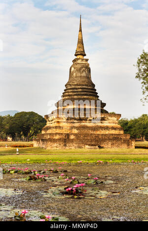 Wat Mahathat, Sukhothai Historical Park, Thailand Stock Photo