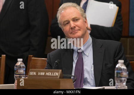 Senator Chris Van Hollen (D-MD) listens at a meeting held by Senate Democrats to hear testimony from constituents on the ACHA on May 10th, 2017 at the U.S. Capitol. Stock Photo