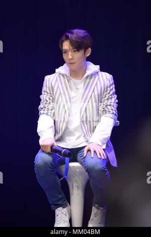 Seoul, Korea. 08th May, 2018. TEEN TOP attend the showcase of their mini album 'SEOUL NIGHT'in Seoul, Korea on 08th May, 2018.(China and Korea Rights Out) Credit: TopPhoto/Alamy Live News Stock Photo