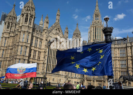 London, UK 9th May 2018: Russians and Russian-speakers from around the Russian Federation and former Soviet states (such as the Baltics) and of all generations, celebrate Victory Day, the annual commemoration remembering the sacrifice of Red Army heroes who defeated facism during WW2 - marching through the heart of British government in Whitehall, Parliament Square and ending outside Parliament itself. (Photo by Richard Baker / Alamy Live News)
