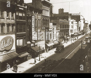 Chapel Street Stores. New Haven. 1929 Stock Photo