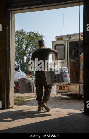 BEAUMONT Texas Marine Corps Sgt. Ben Tomerlin a platoon