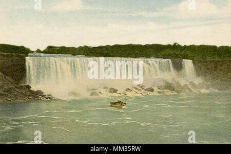 American Falls from Park. Niagara Falls. 1941 Stock Photo