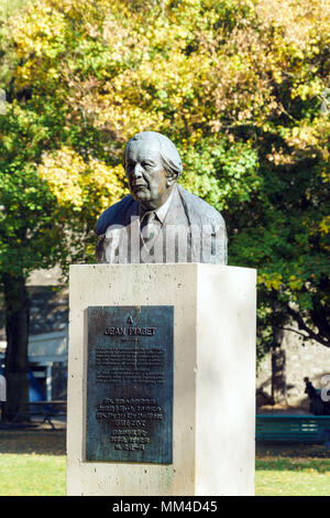 Geneva Switzerland October 18 2017 Bust of psychologist Jean