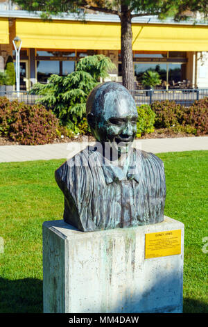 Montreux, Switzerland - October 18, 2017: Monument of musician Quincy Jones on the Jazz Alley Stock Photo