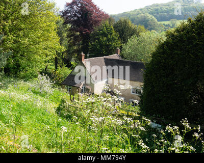 Rosebank cottage (previously Bank Cottages), former home of Cider with Rosie author Laurie Lee, Slad, Gloucestershire, UK Stock Photo