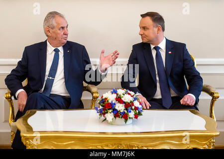 Warsaw, Poland. 10th May, 2018. Czech President Milos Zeman (left) visits Poland and meets with Polish President Andrzej Duda (right) in Warsaw, Poland, on May 10, 2018. Credit: David Tanecek/CTK Photo/Alamy Live News Stock Photo