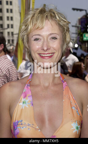 Caroline Goodall arriving at the 'Princess Diaries' premiere at El captain Theatre in Los Angeles  July, 29, 2001  © TsuniGoodallCaroline05.jpgGoodallCaroline05 Red Carpet Event, Vertical, USA, Film Industry, Celebrities,  Photography, Bestof, Arts Culture and Entertainment, Topix Celebrities fashion /  Vertical, Best of, Event in Hollywood Life - California,  Red Carpet and backstage, USA, Film Industry, Celebrities,  movie celebrities, TV celebrities, Music celebrities, Photography, Bestof, Arts Culture and Entertainment,  Topix, headshot, vertical, one person,, from the year , 2001, inquiry Stock Photo