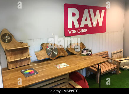 RAW Workshop reception counter, woodworking charity, Blackbird Leys, reclaimed woodworkers Stock Photo