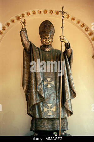 Statue of Pope John Paul II the second at the Roman Catholic Assumption Cathedral in Bang Rak in Bangkok in Thailand in Southeast Asia Far East. Art Stock Photo