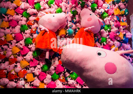 big peppa pig soft toy