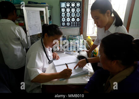 Free health clinic run by the Franciscan Missionaries of Mary. Medical consultation. Medication. Stock Photo