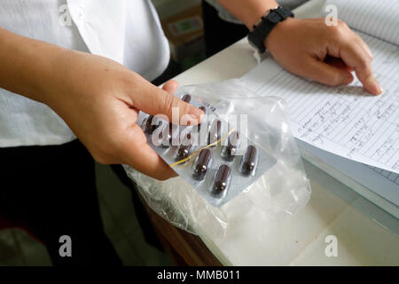 Free health clinic run by the Franciscan Missionaries of Mary. Medical consultation. Medication. Stock Photo