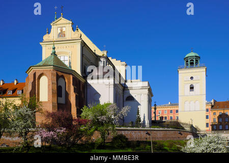 Warsaw, Mazovia / Poland - 2018/04/22: Historic quarter of Warsaw old town - St. Anne Church at Krakowskie Przedmiescie street Stock Photo