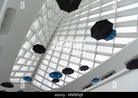 Interior view of the Milwaukee Art Museum, Milwaukee, Wisconsin, USA. Stock Photo