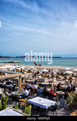 France, Cannes, beach restaurant on French Riviera at Mediterranean Sea next to Boulevard de la Croisette Stock Photo